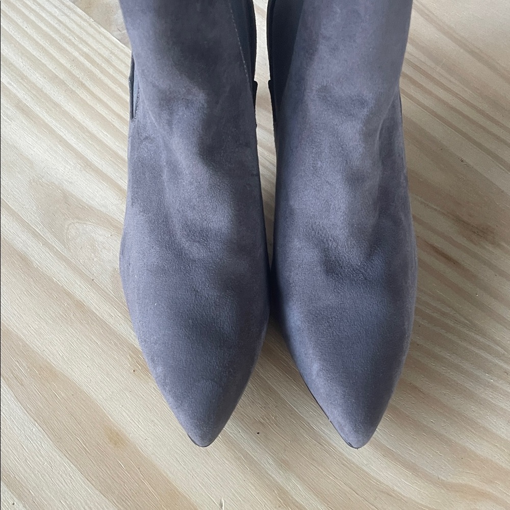 GAP Women's Gray Ankle Booties